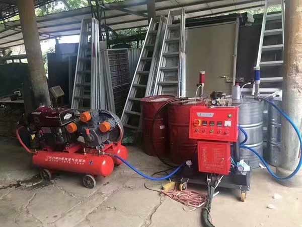 jnjx-lllhcqvsgif 小型聚氨酯噴涂機